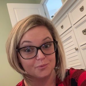 Meet your Posher, Mackenzie